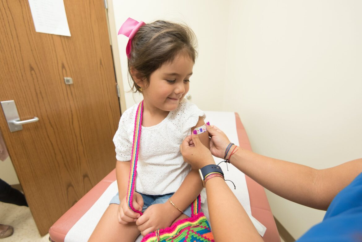 Vacinação infantil retoma crescimento após oito anos de queda