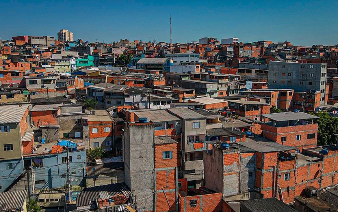 Após cinco décadas, IBGE passa usar termo favelas e comunidades urbanas