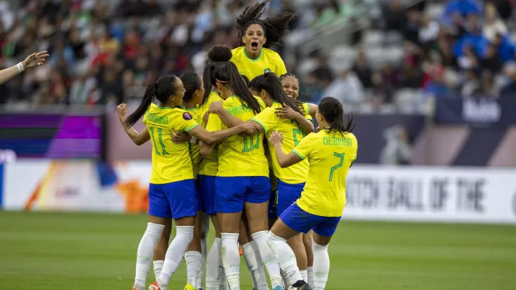 Brasil domina México e garante vaga na final da Copa Ouro Feminina